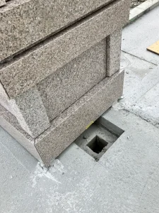 alt="熊本市ロートアルミ門扉用支柱を差し込む部分"