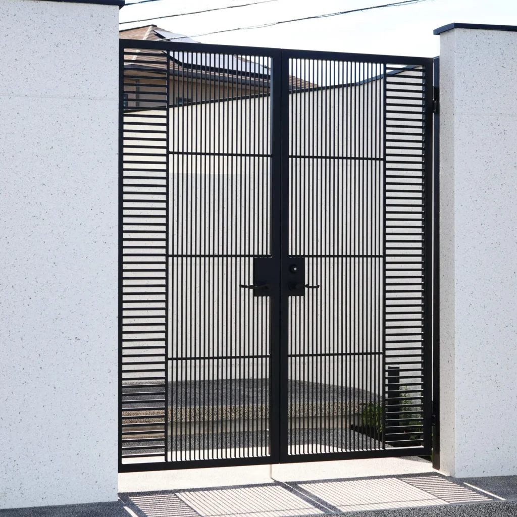 wroughtiron_gate_202409231-